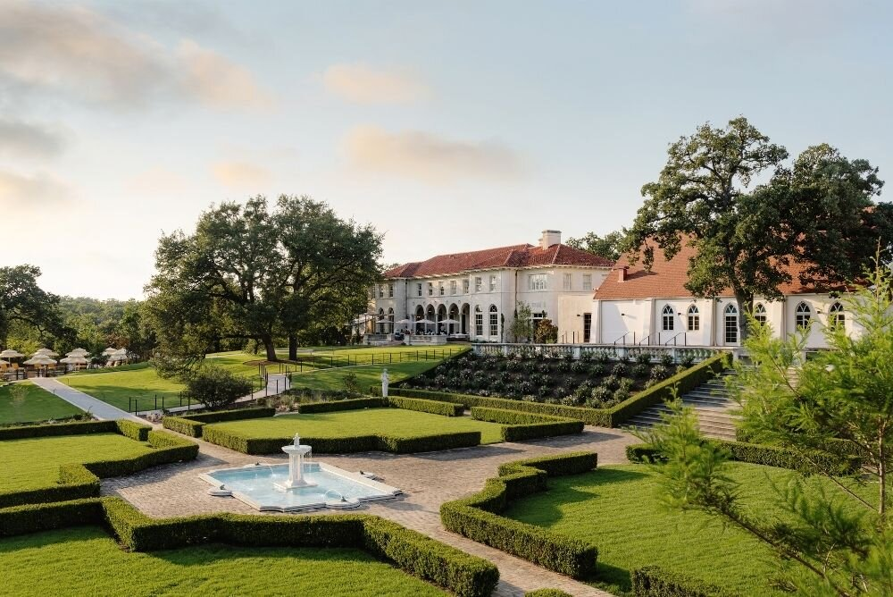 The Commodore Perry Estate landscaped garden